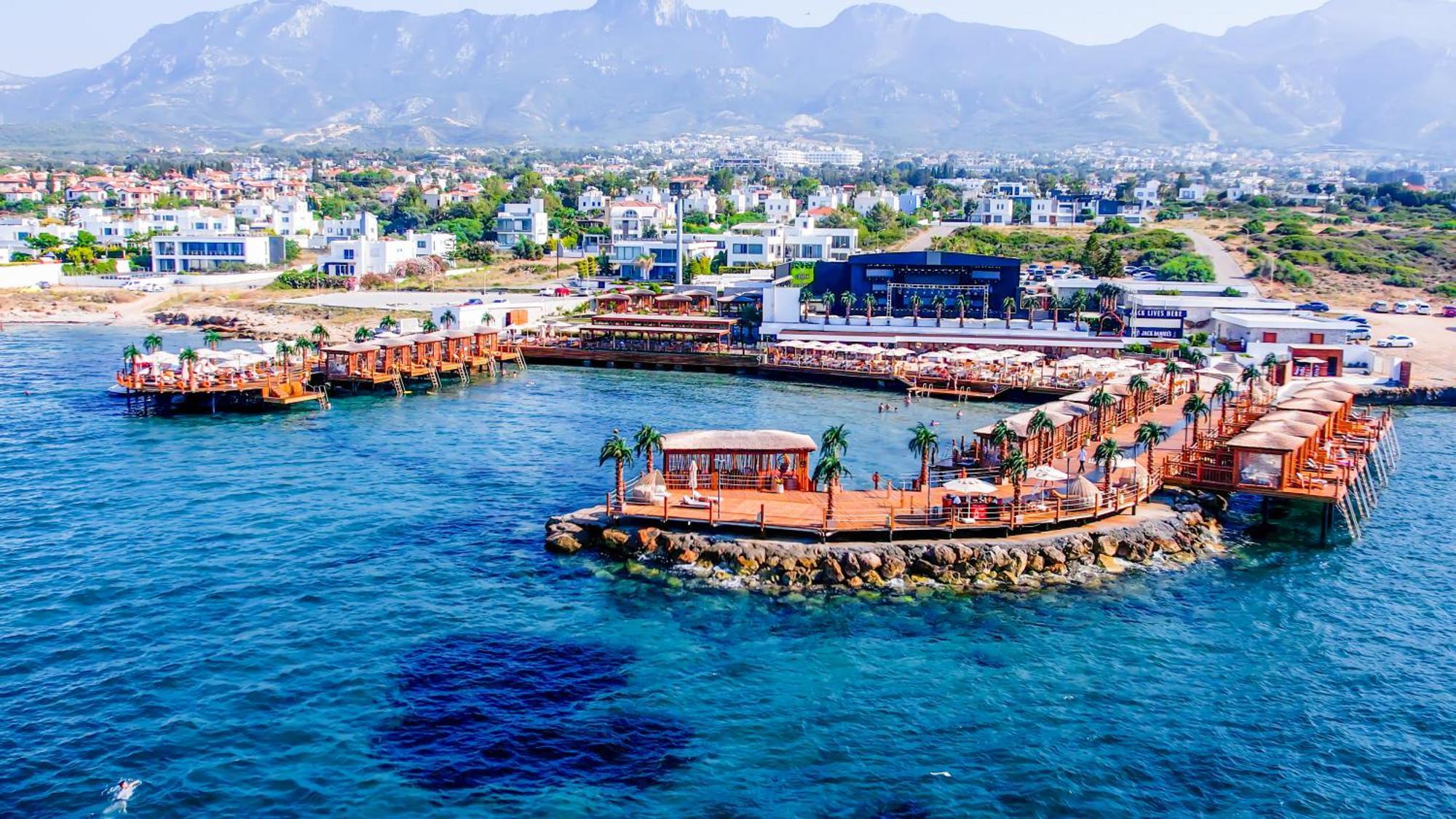 Готель Chamada Prestige And Casino Agios Epiktitos