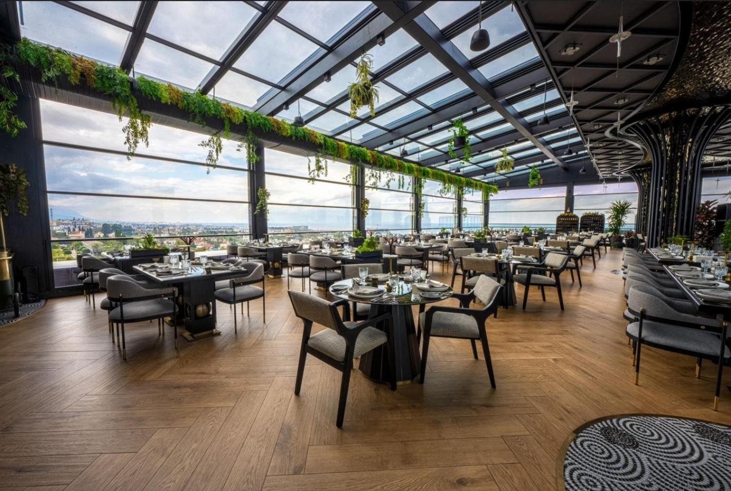 Chamada Prestige And Casino מלון
